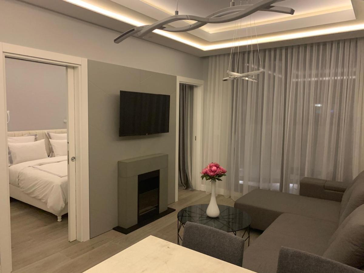 Pupin Palace Apartments Novi Sad Eksteriør billede